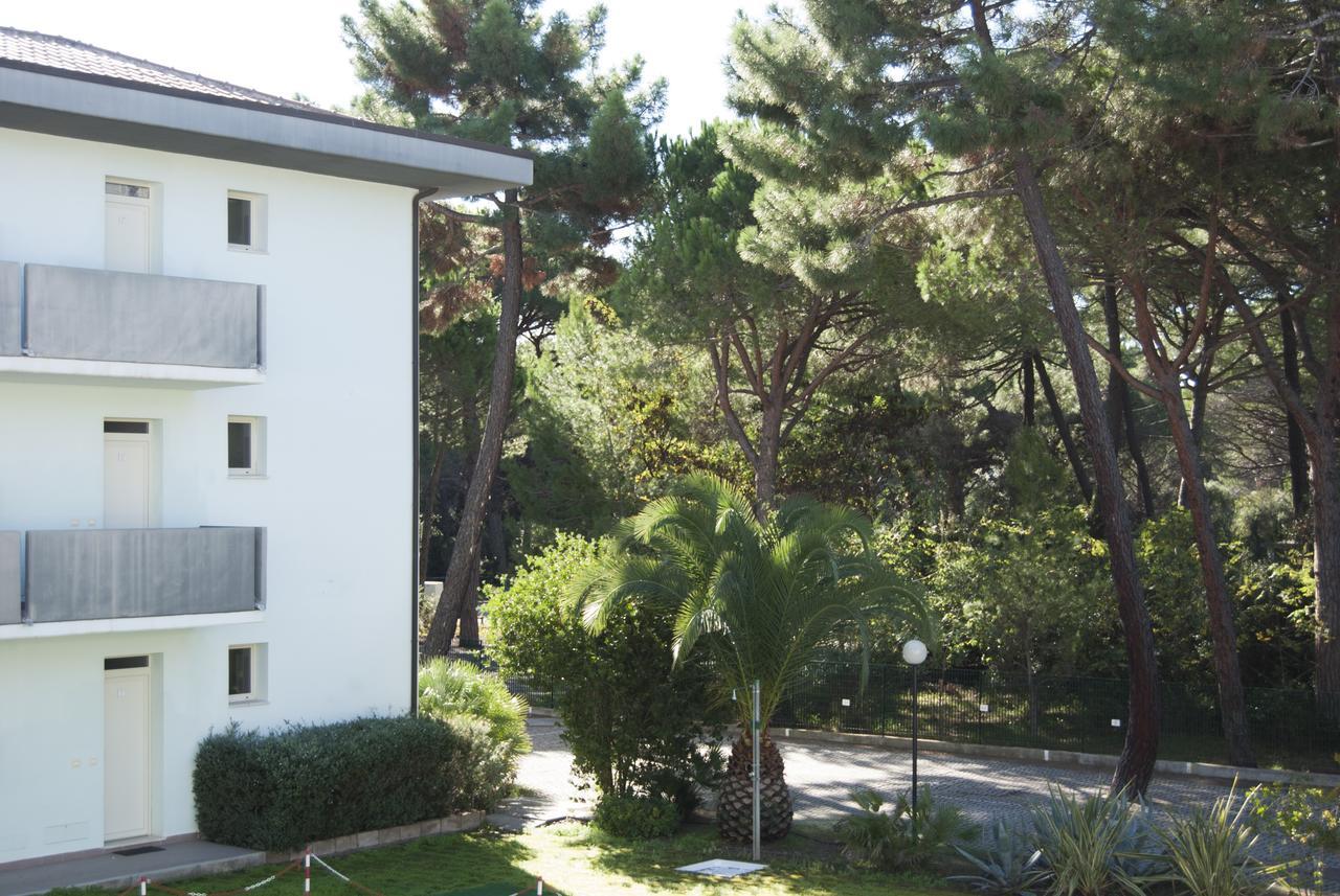Residence Verde Pineta Principina a Mare Exterior photo